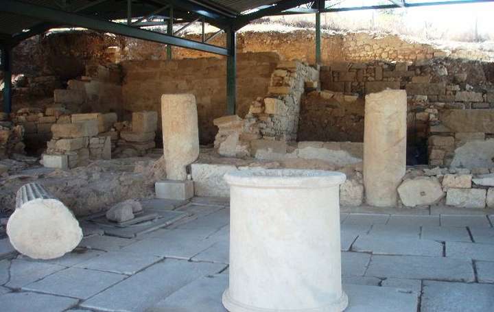 Akanthos